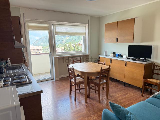 Appartamento in vendita di 60 m² in Piazza III Reggimento Alpini, 26