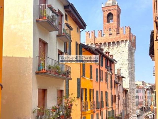 Appartamento in vendita di 60 m² in Salita della Memoria