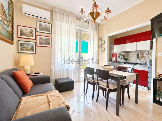 Appartamento in vendita di 60 m² in Via Ugo Foscolo, 16
