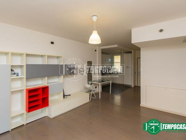 Appartamento in vendita di 60 m² in Via Ugo Foscolo, 1