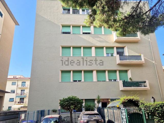 Appartamento in vendita di 60 m² in Via Accademia Labronica, 50