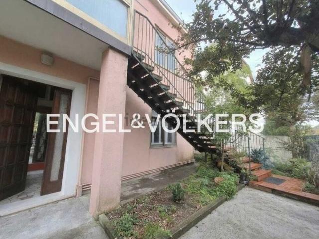 Appartamento in vendita di 60 m² in Via Annibale da Bassano, 88