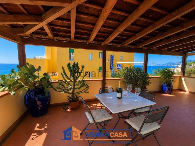 Appartamento in vendita di 60 m² in Via Aurelia