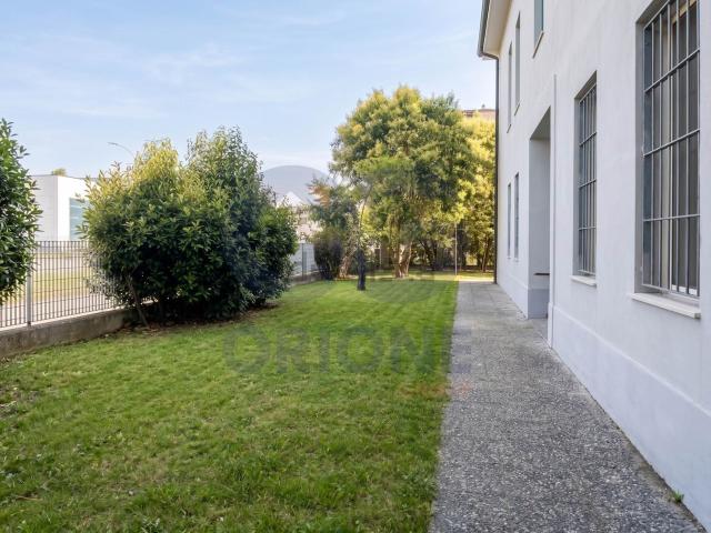 Appartamento in vendita di 60 m² in Via Caduti del Lavoro, 261