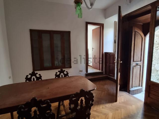 Appartamento in vendita di 60 m² in Via Cardinal Gagiano, 2