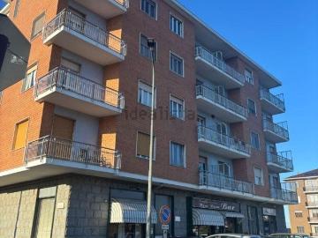 Appartamento in vendita di 60 m² in Via Circonvallazione, 37