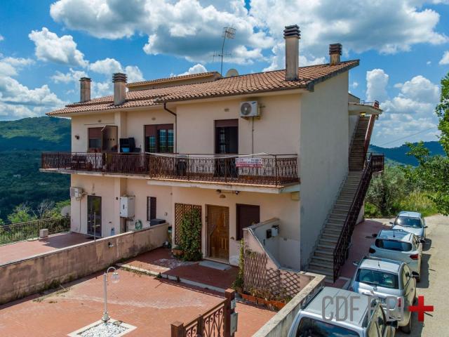 Appartamento in vendita di 60 m² in Via Colle