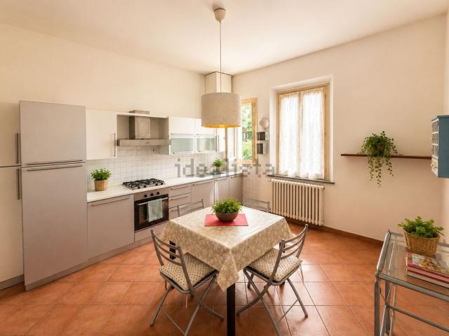 Appartamento in vendita di 60 m² in Via Curtatone e Montanara, 50053