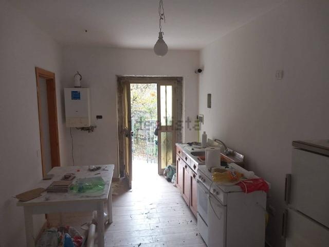 Appartamento in vendita di 60 m² in Via dei Colli, 12