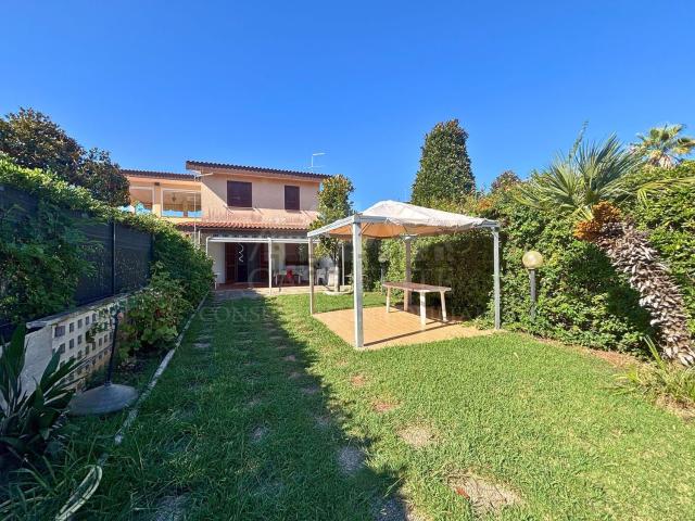 Appartamento in vendita di 60 m² in Via dei Gigli, 37