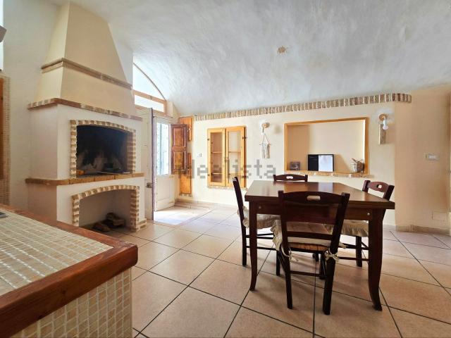 Appartamento in vendita di 60 m² in Via del Tufo, 26