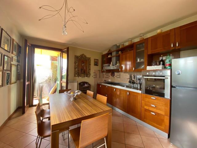 Appartamento in vendita di 60 m² in Via della Costituzione