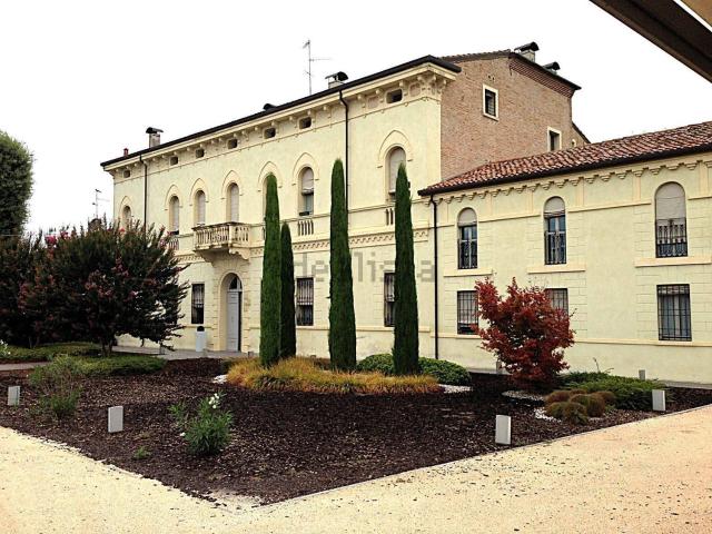 Appartamento in vendita di 60 m² in Via della Ginestra, 115