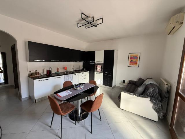 Appartamento in vendita di 60 m² in Via Cosimo de Giorgi, 25