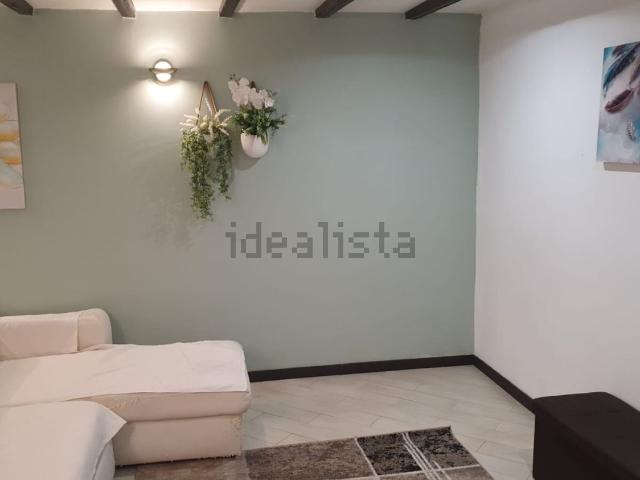 Appartamento in vendita di 60 m² in Via Enrico Albanese