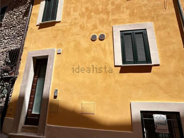 Appartamento in vendita di 60 m² in Via Giovanni Pascoli, 13