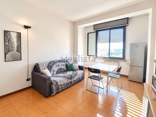 Appartamento in vendita di 60 m² in Via Giacinto Bruzzesi, 11