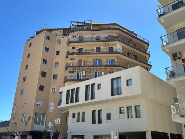Appartamento in vendita di 60 m² in Via Guglielmo Oberdan, 60