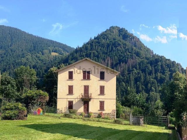 Appartamento in vendita di 60 m² in Via IV Novembre, 17
