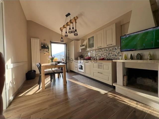 Appartamento in vendita di 60 m² in Via L&apos Aquila