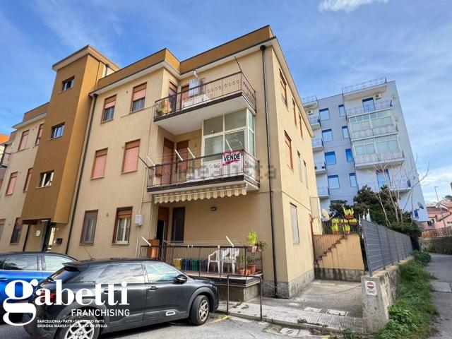 Appartamento in vendita di 60 m² in Via Letterio D&apos Amico, 3