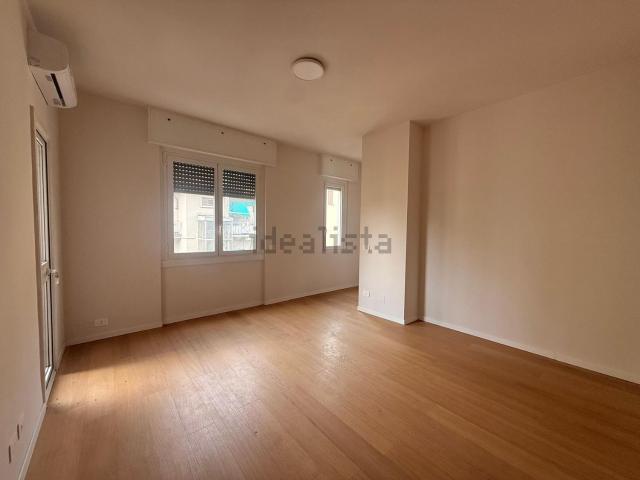 Appartamento in vendita di 60 m² in Via Lorenteggio, 31