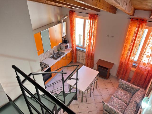 Appartamento in vendita di 60 m² in Via Madoli
