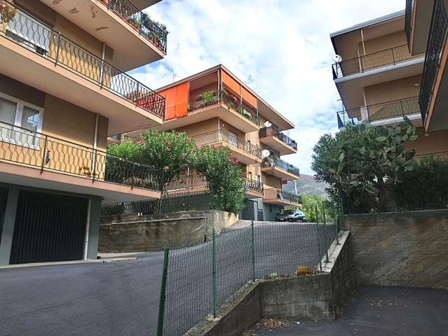 Appartamento in vendita di 60 m² in Via Magnone, 99