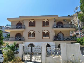 Piazza Valdesi Palermo, Lido di Mondello, Palermo Sicilia, Sicilia