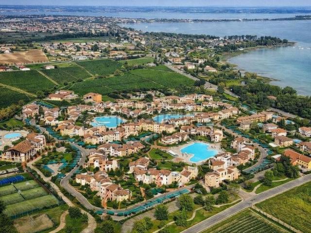 Appartamento in vendita di 68 m² in Via Miralago