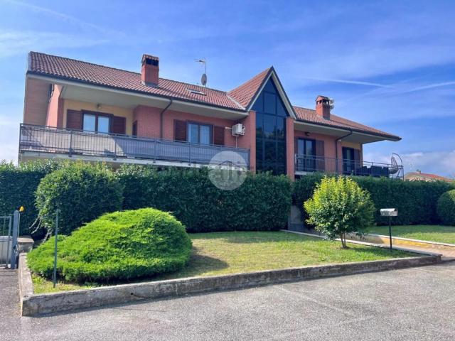 Appartamento in vendita di 60 m² in Via Moncenisio, 35