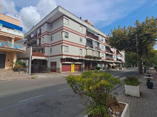 Appartamento in vendita di 60 m² in Via P. Longo, 160