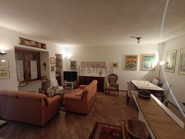 Appartamento in vendita di 80 m² in Via Piccioli Giovanni, 2