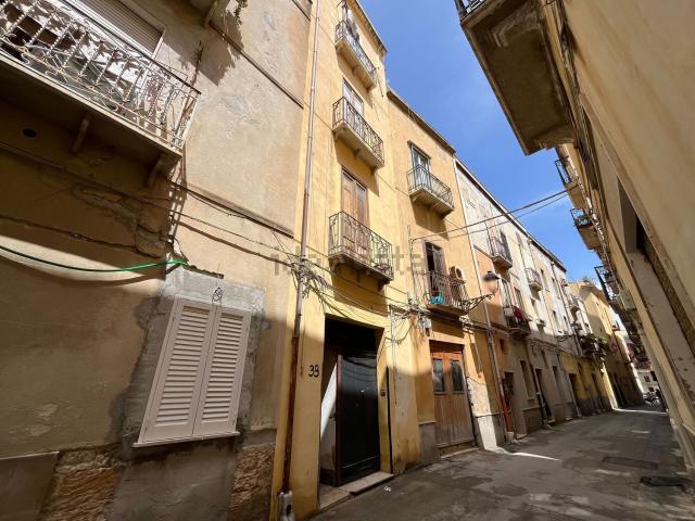 Appartamento in vendita di 60 m² in Via Poeta Calvino, 46
