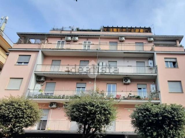 Appartamento in vendita di 60 m² in Viale Italia, 82