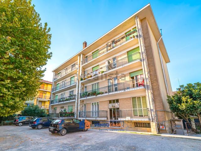 Appartamento in vendita di 60 m² in Viale Rimembranze, 1