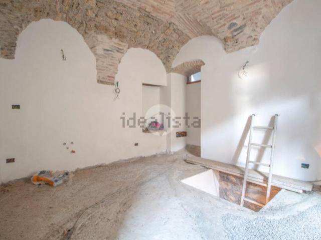 Appartamento in vendita di 77 m² in Via A. Cairoli, 2