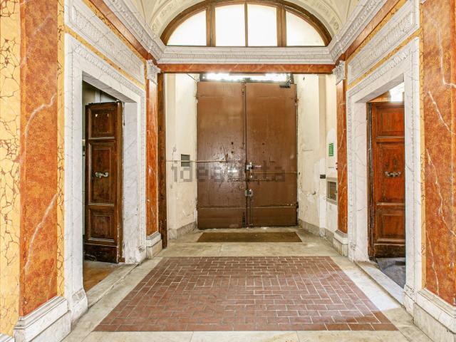Appartamento in vendita di 616 m² in Via Monterone, 76