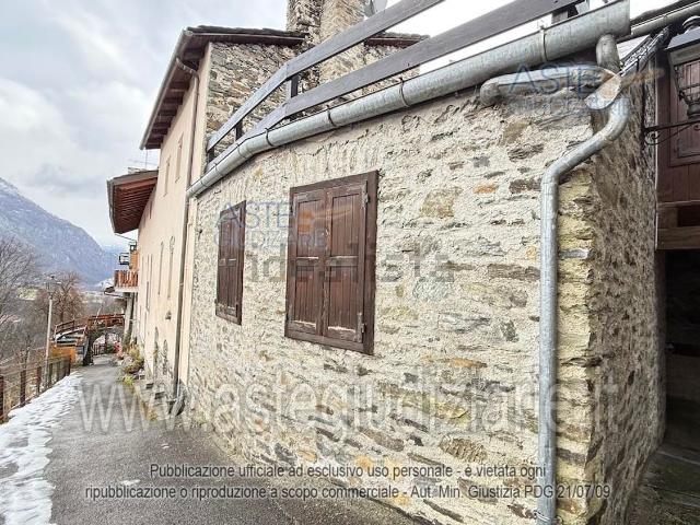 Appartamento in vendita di 61 m² in Frazione le Pont, 182
