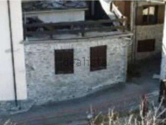 Appartamento in vendita di 61 m² in Frazione le Pont, 182