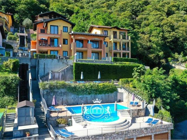 Appartamento in vendita di 61 m² in Strada Panoramica, 44
