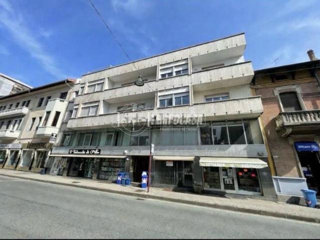 Appartamento in vendita di 61 m² in Via Torino, 17
