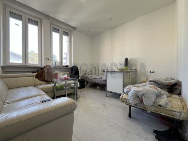 Appartamento in vendita di 61 m² in Via Alessandro Manzoni
