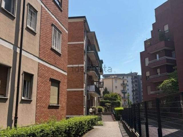 Appartamento in vendita di 61 m² in Via Carlo Rota, 88