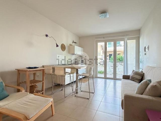 Appartamento in vendita di 61 m² in Via degli Oleandri, 28