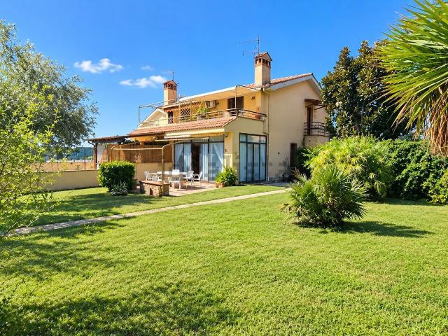 Appartamento in vendita di 61 m² in Via di Mezzo Superiore, 26