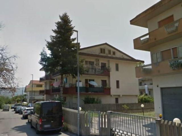 Appartamento in vendita di 61 m² in Via Lago di Garda