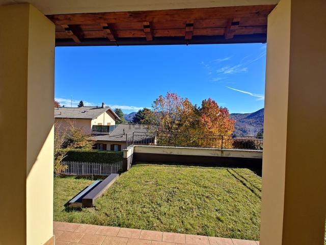 Appartamento in vendita di 61 m² in Via Nazario Sauro