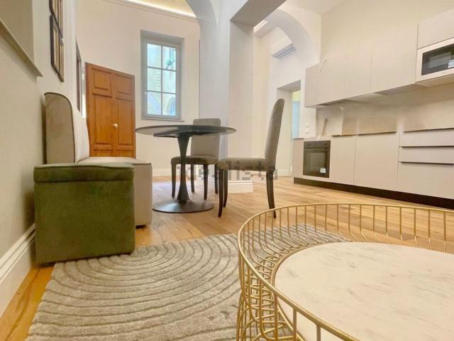 Appartamento in vendita di 61 m² in Via Romana, 14