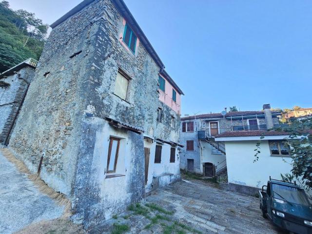 Appartamento in vendita di 62 m² in Via Valle